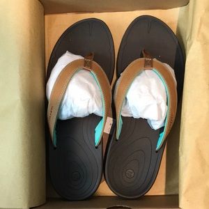Women’s Superfeet Flipflops Bermuda Size 10